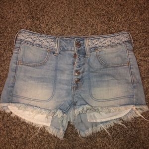 Distressed High Waisted Denim Jeans